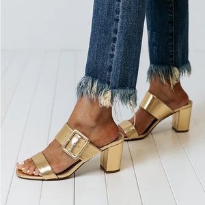 Chinese Laundry Yippy Gold Sandals